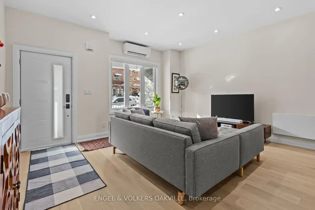 Additional image 3 of 195 Gladstone Ave