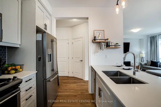 Additional image 18 of 575 Woodward Ave Unit 42