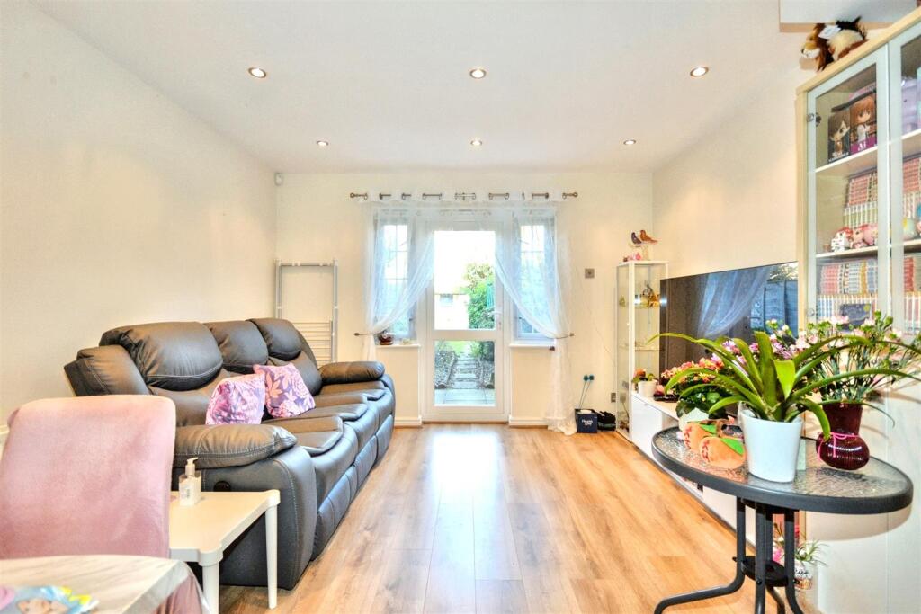 Additional image 14 of Puddingstone Drive, St. Albans