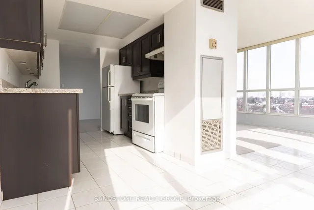 Additional image 4 of 3 Rowntree Rd Unit 601