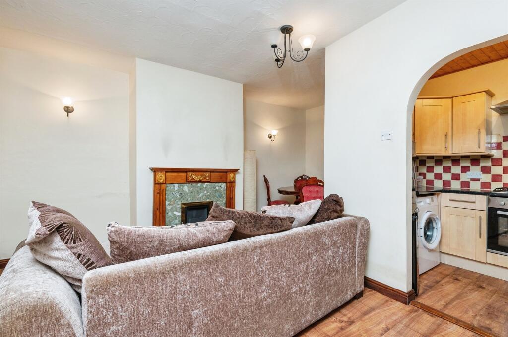 Additional image 3 of School Lane, Bradford