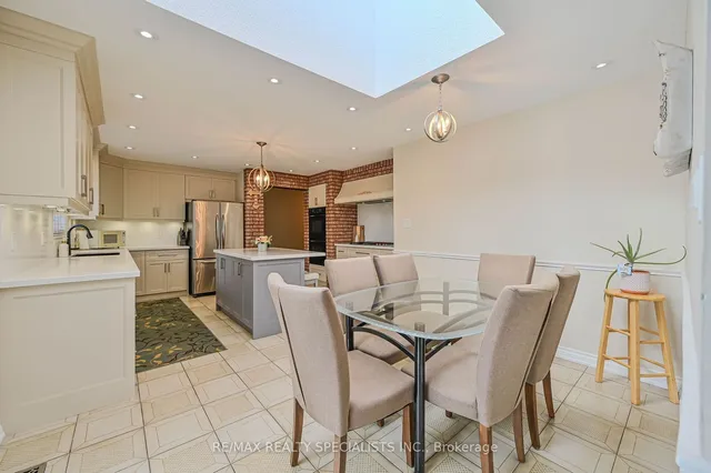 Additional image 26 of 6 Leone Lane