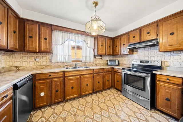 Additional image 9 of 3882 Midhurst Lane