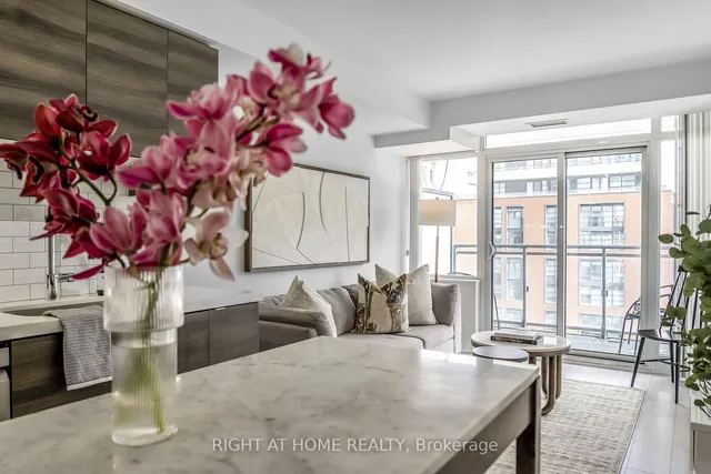 Additional image 10 of 525 Adelaide St Unit 1622