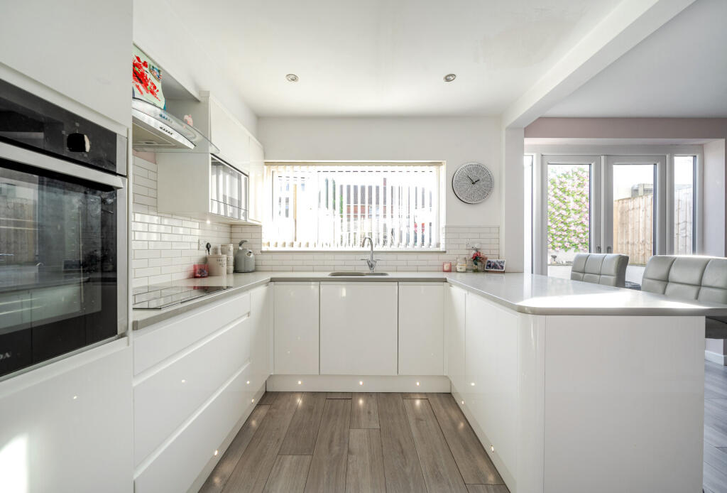 Additional image 4 of Earlstone Crescent, Bristol, Gloucestershire, BS30