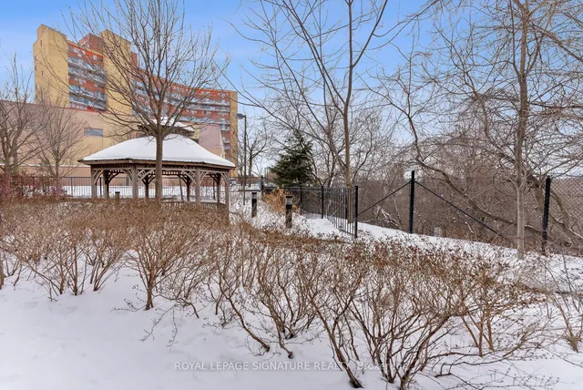 Additional image 30 of 840 Queens Plate Dr Unit 104