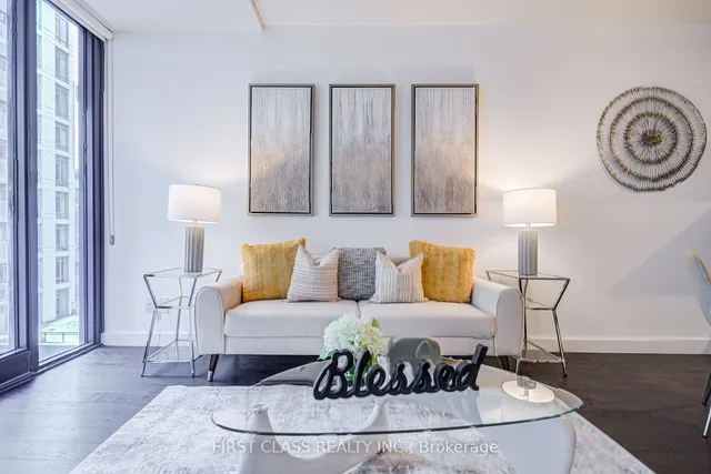 Additional image 20 of 111 Bathurst St Unit 912