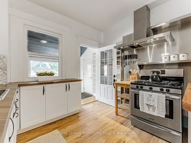 Additional image 16 of 41 Thyra Ave