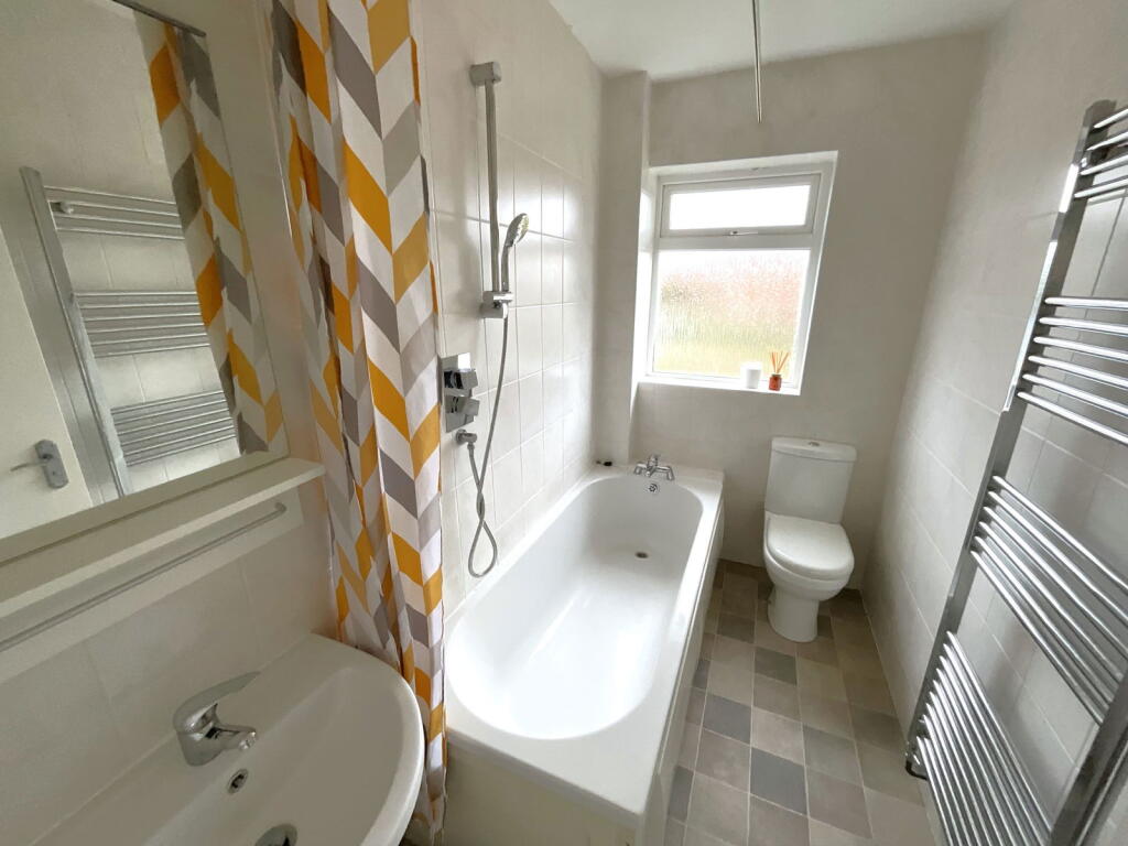 Additional image 7 of HALESOWEN, Chiltern Close