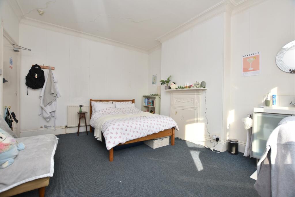 Additional image 2 of Room 6, St Pauls Road, Lower Maisonette, Clifton, Bristol, BS8 1LT