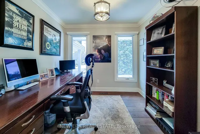 Additional image 25 of 2119 Agincourt Cres