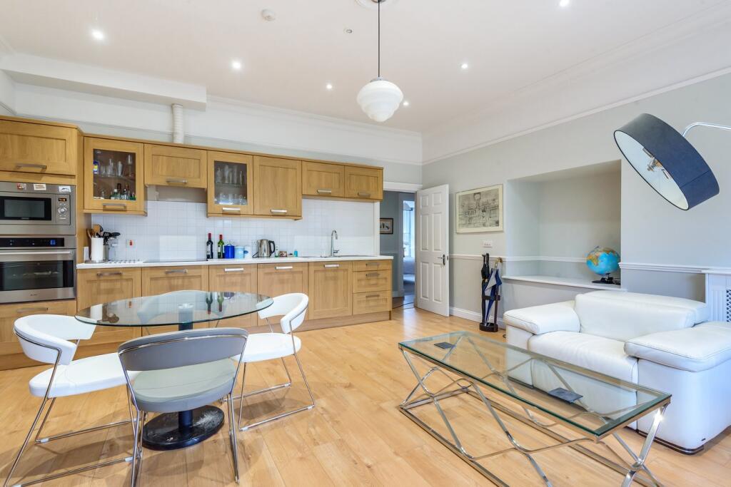 Additional image 5 of Chamberlain Street, Wells, BA5