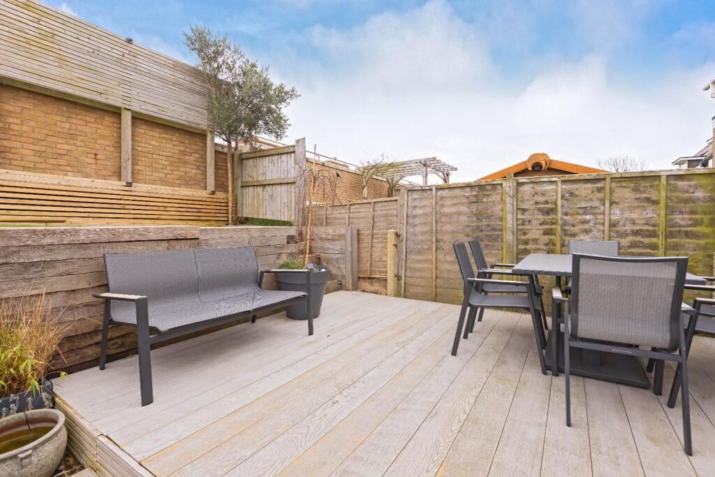 Additional image 17 of Ormonde Way, Shoreham-By-Sea