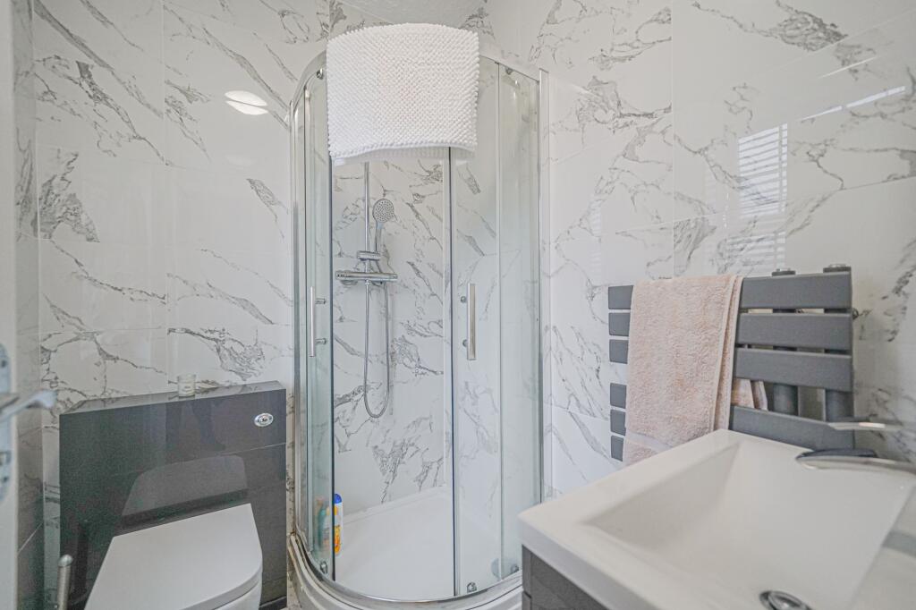 Additional image 12 of Boundary Lane, Shirley, B90