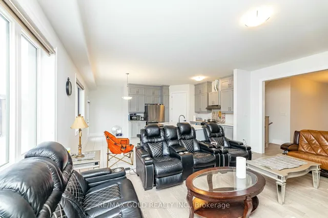 Additional image 15 of 33 Keyworth Cres