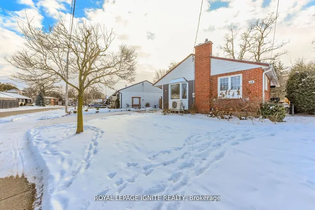 Additional image 34 of 208 Riverplace Cres