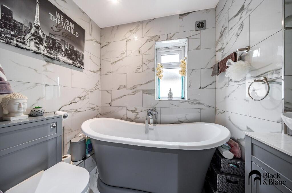 Additional image 26 of Queensway, West Wickham, Bromley, BR4