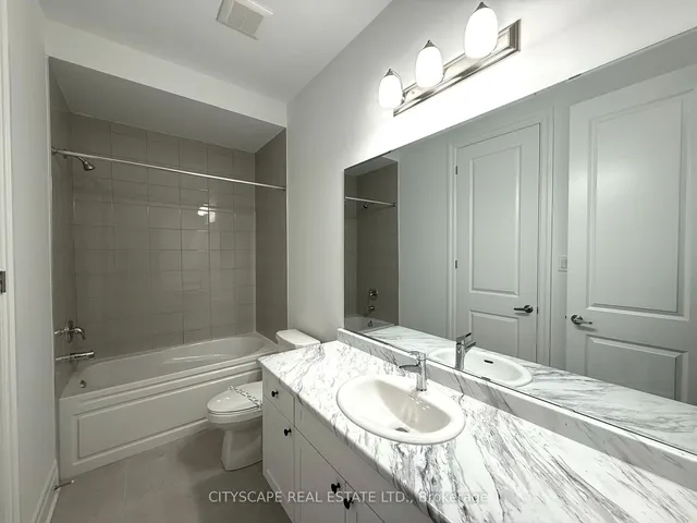 Additional image 29 of 1358 Lily Cres