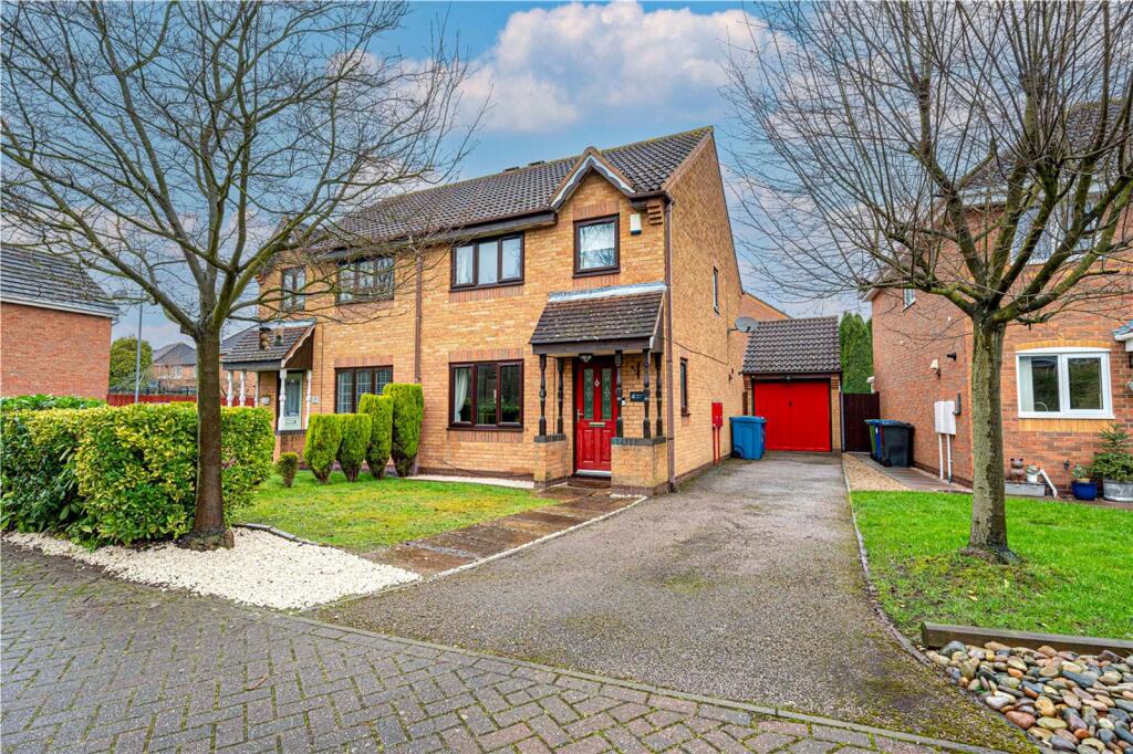 Harwood Drive, Dosthill, Tamworth, Staffordshire, B77