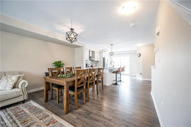 Additional image 11 of 16 Bank Swallow Cres