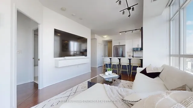 Additional image 7 of 125 Western Battery Rd Unit 2302