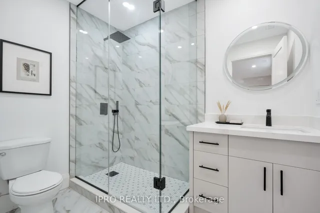 Additional image 38 of 1384 Pape Ave