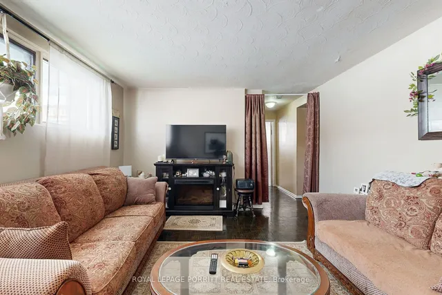 Additional image 13 of 15 Muskoka Ave