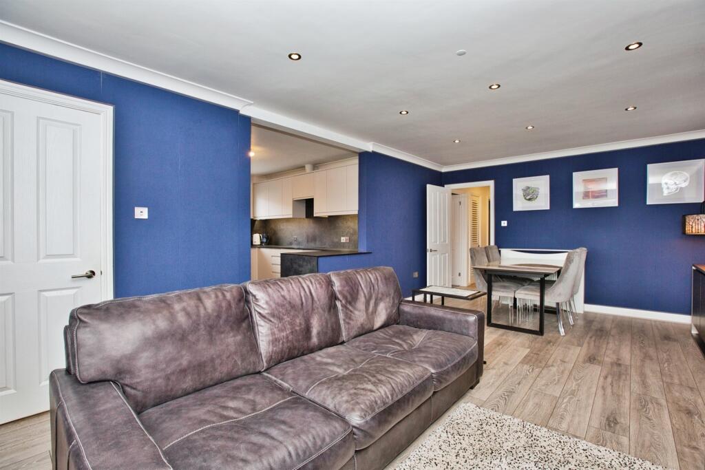 Additional image 4 of Ilchester Road, Yeovil