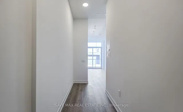 Additional image 25 of 9 Tecumseth St Unit PH 11