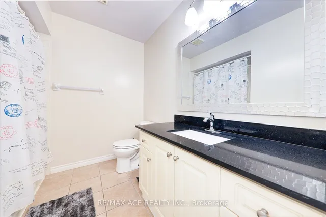 Additional image 19 of 811 Military Tr