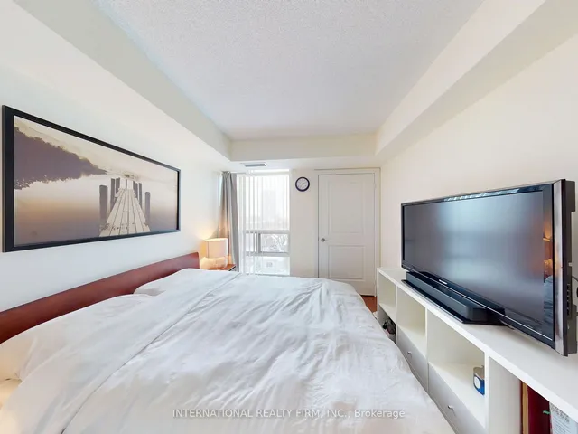 Additional image 10 of 31 Bales Ave Unit 816