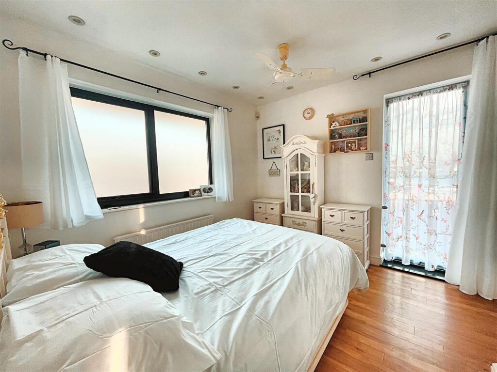 Additional image 7 of Appletree Court, Worle, Weston super Mare