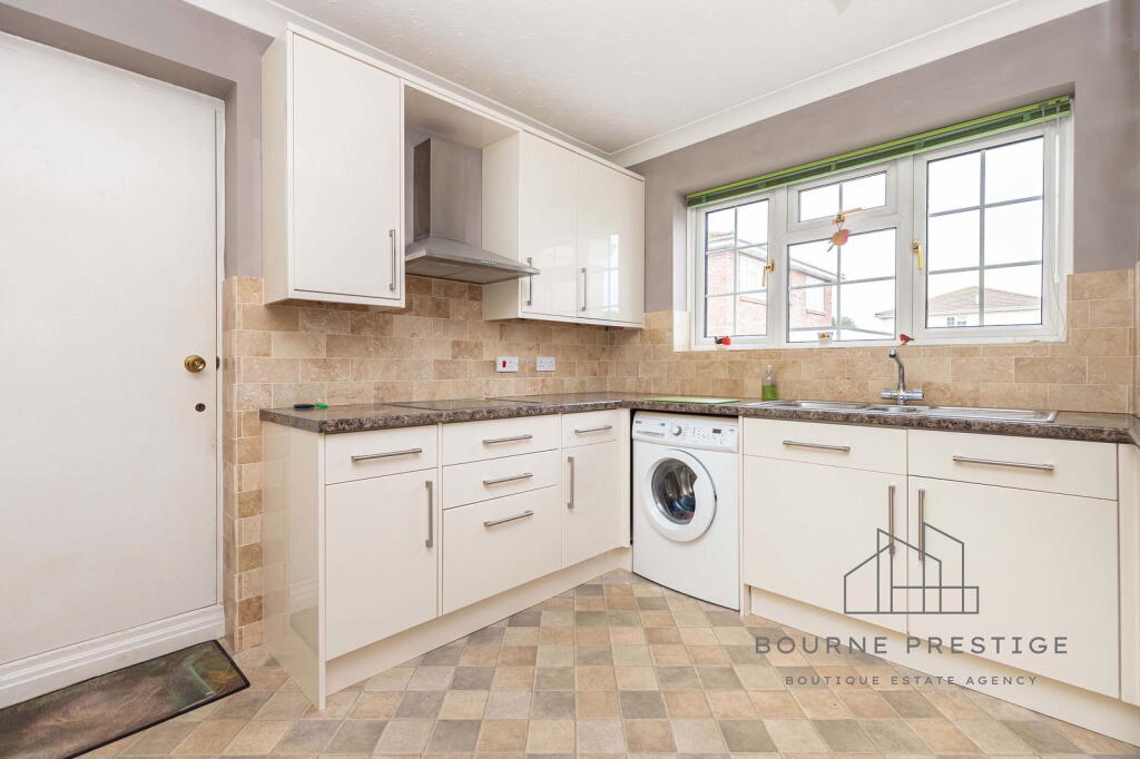 Additional image 27 of Sandringham Gardens, Muscliff, Bournemouth. BH9