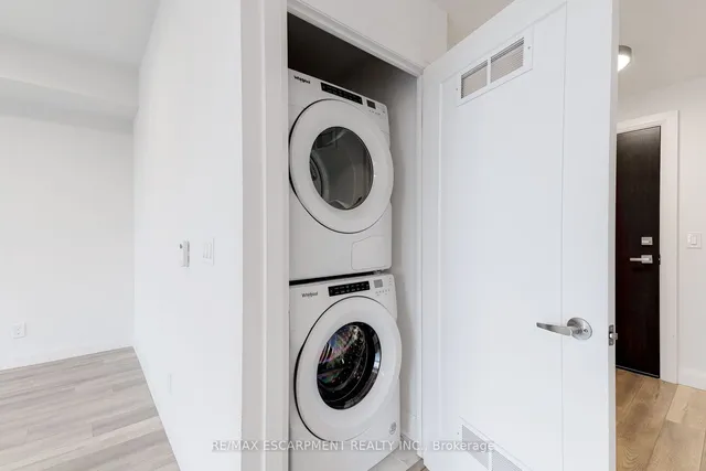 Additional image 15 of 500 Brock Ave Unit 1101