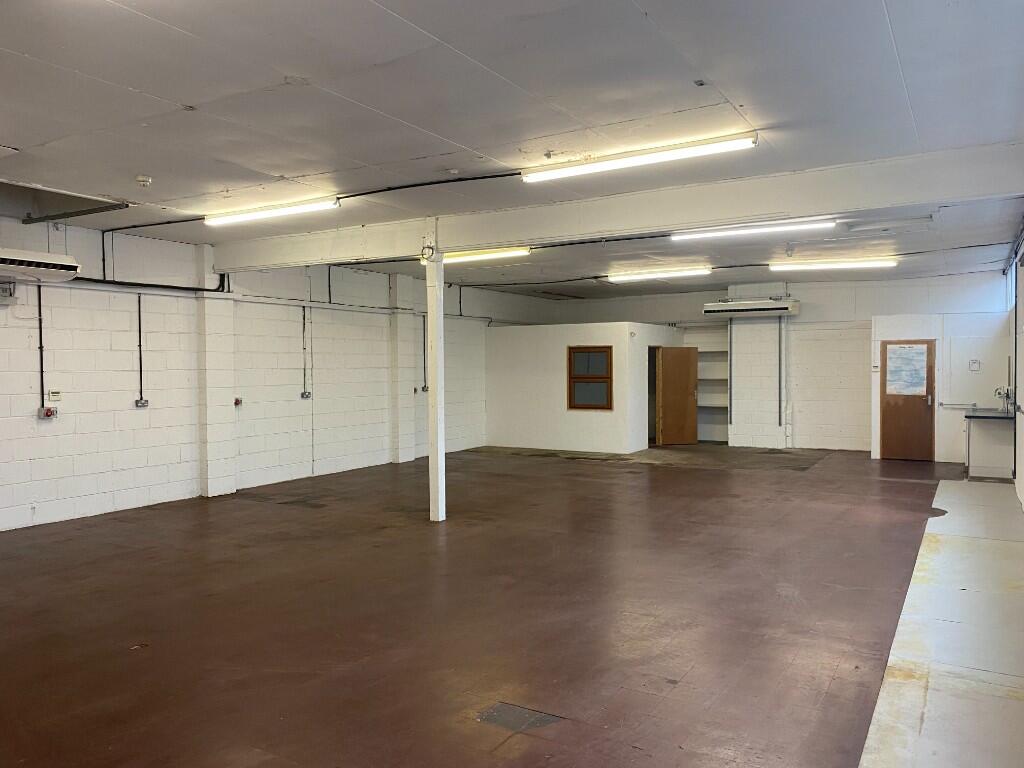 Additional image 4 of Unit 8, Building 446, Aviation Business Park, BH23 6NW