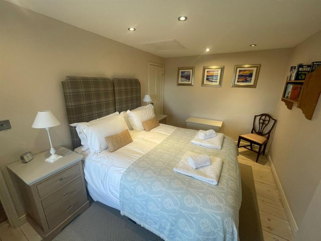 Additional image 6 of Newsham