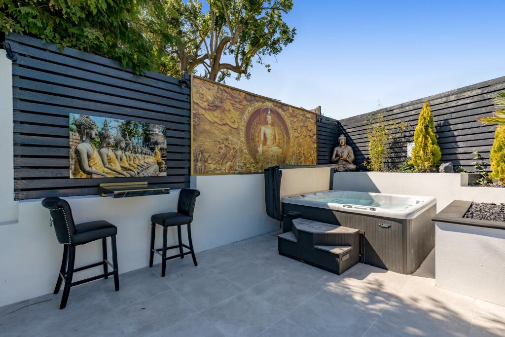 Additional image 20 of Brangwyn Crescent, Brighton, BN1