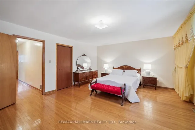 Additional image 21 of 83a Vanbrugh Ave