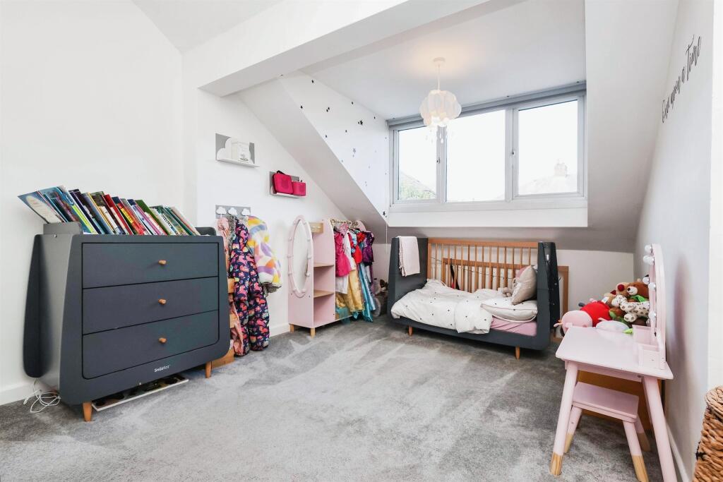 Additional image 6 of Woodfield Avenue, Cradley Heath