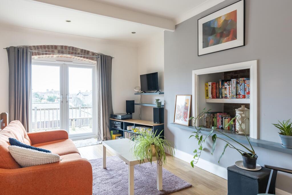 Additional image 8 of Flat 1, 6 Landemann Circus, Weston-super-Mare