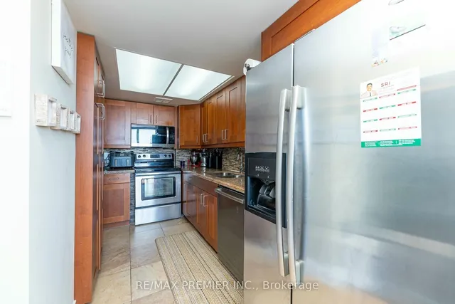 Additional image 18 of 10 Markbrook Lane Unit 1009