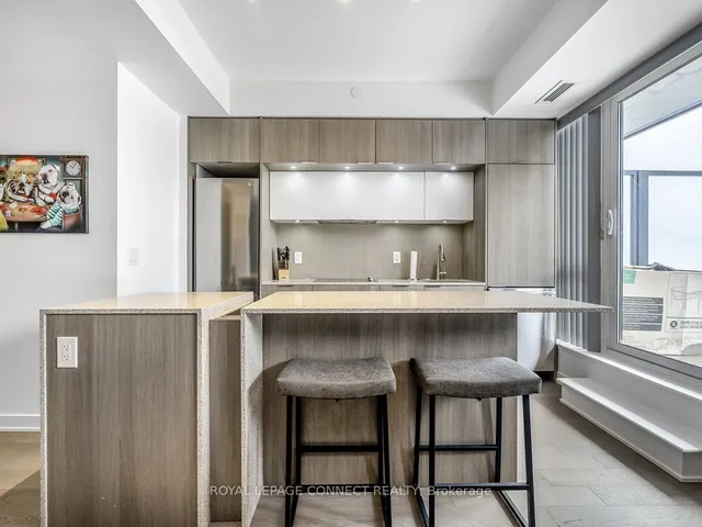 Additional image 10 of 170 Sumach St Unit 518