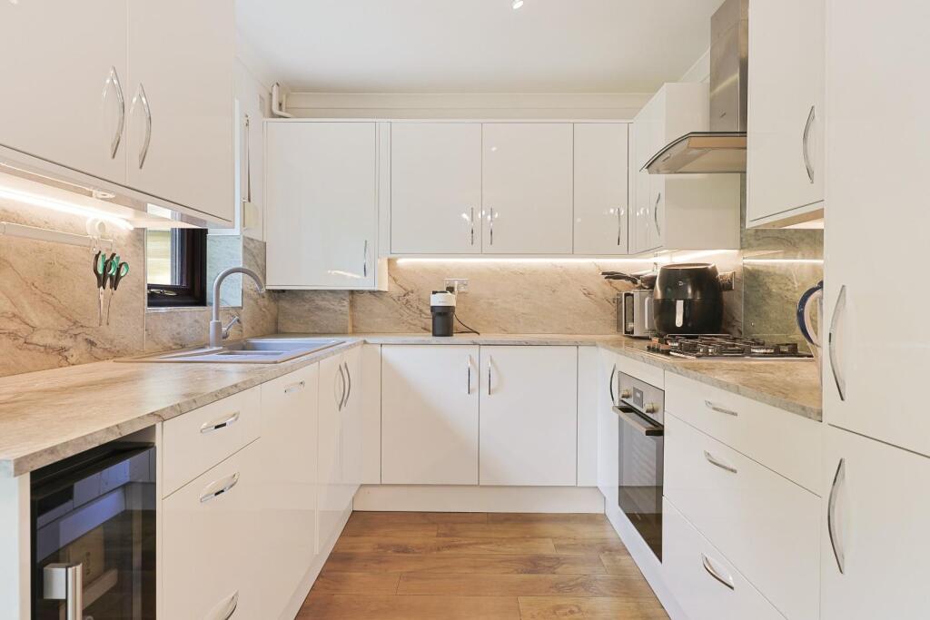 Additional image 2 of St Christopher's Avenue, Cambridge