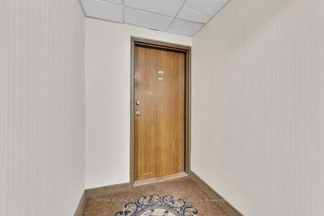 Additional image 6 of 700 Dynes Rd Unit 103