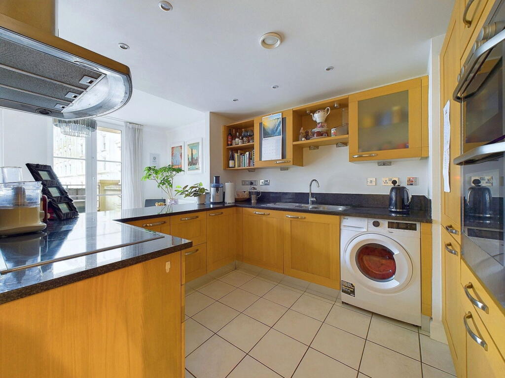 Additional image 6 of Warnes, Steyne Gardens, Worthing BN11 3DW