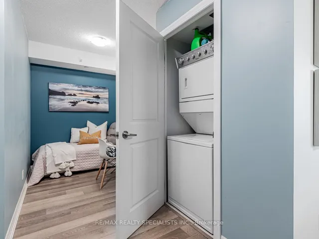 Additional image 23 of 80 Esther Lorrie Dr Unit 301