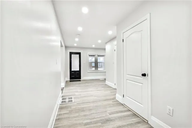 Additional image 9 of 3 Wardrope Ave