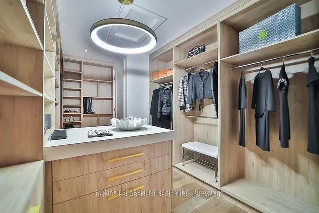 Additional image 25 of 2284 #1 Sdrd