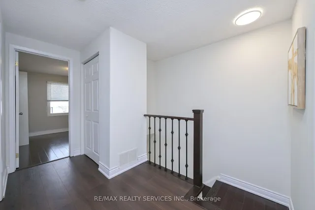 Additional image 18 of 54 Nancy McCredie Dr