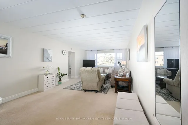 Additional image 8 of 2422 New St Unit 9